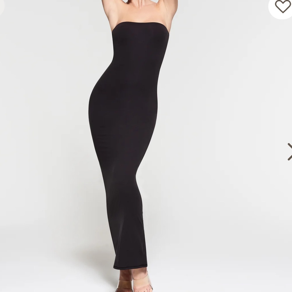 NWOT SKIMS Fits Everybody Tube Dress